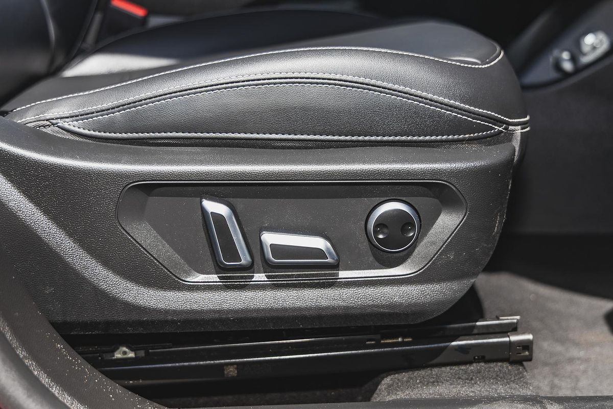 2024 GWM Haval H6 Lux B01