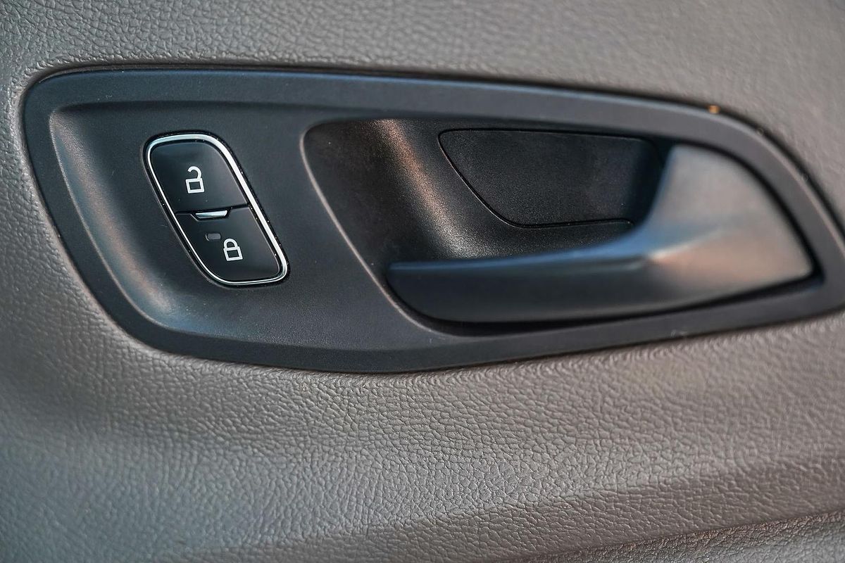 2020 Ford Transit 350L VO LWB Mid Roof