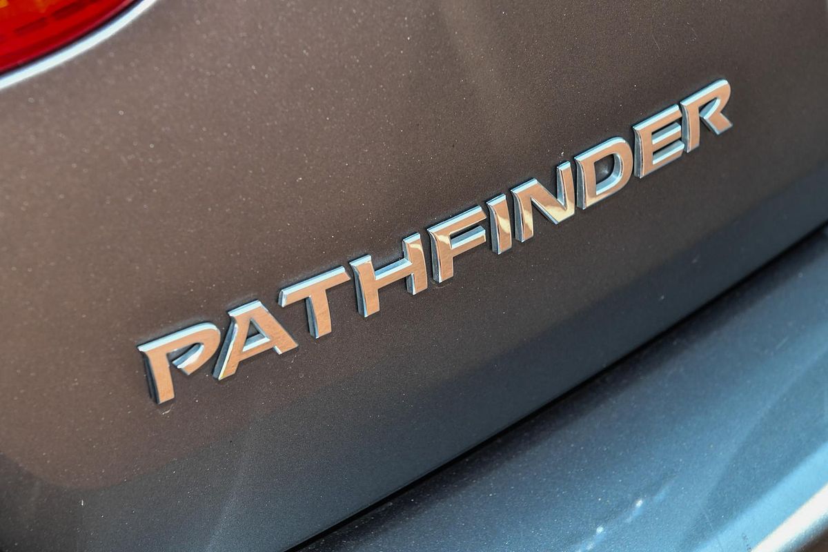 2020 Nissan Pathfinder ST-L R52 Series III