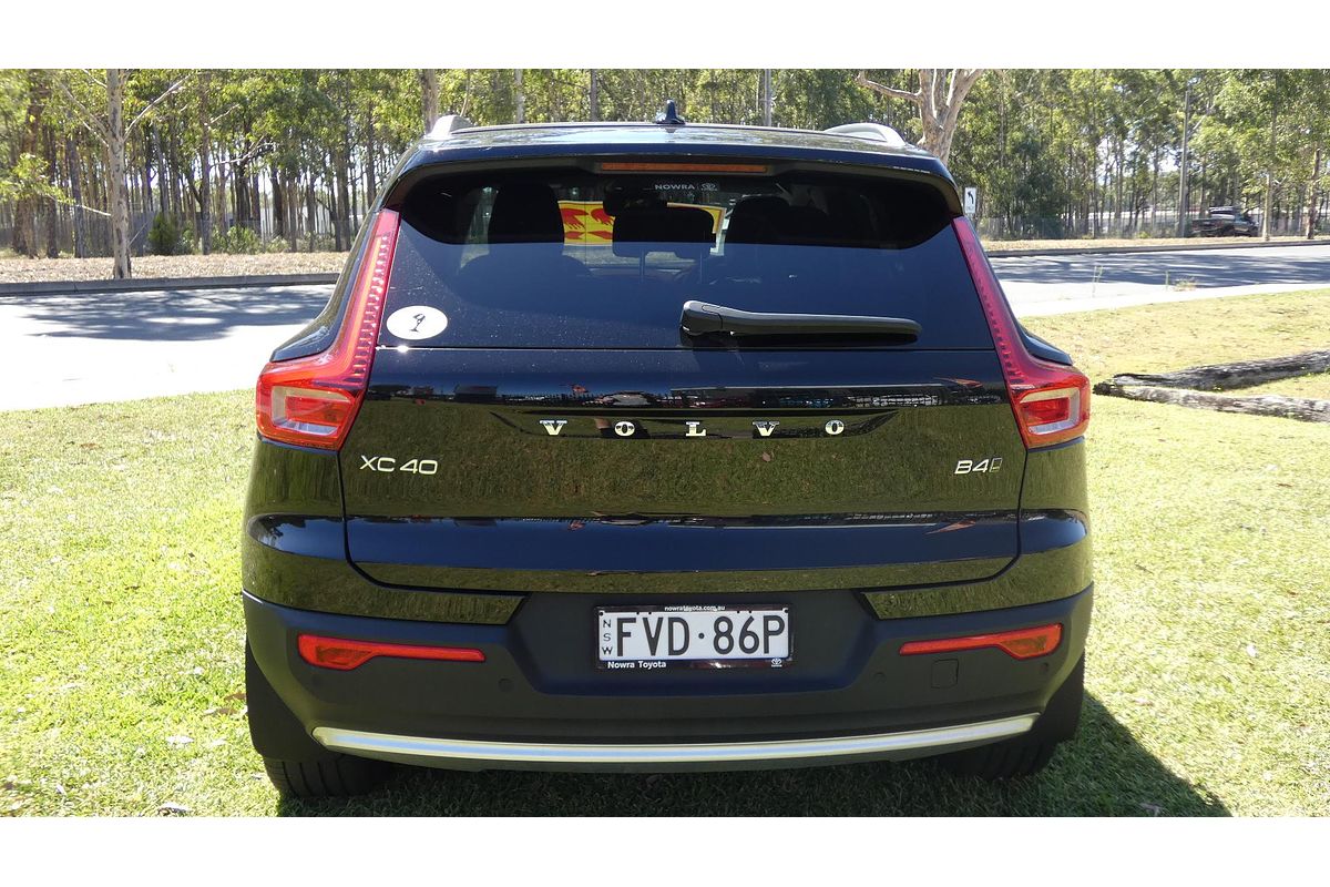 2024 Volvo XC40 Plus B4