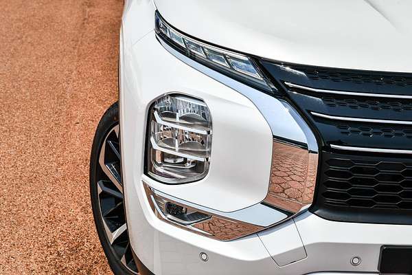 2025 Mitsubishi Outlander PHEV Aspire ZM