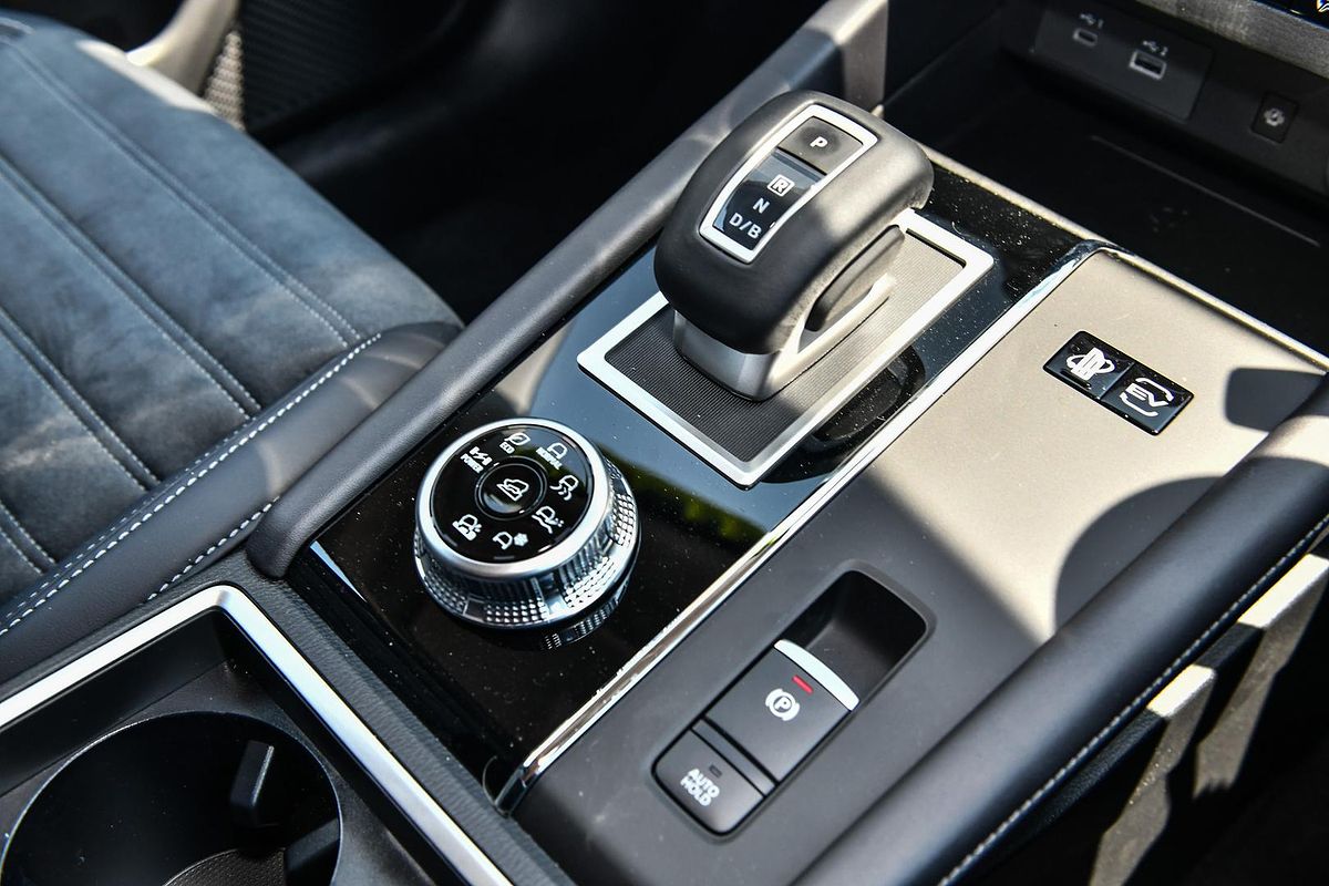 2025 Mitsubishi Outlander PHEV Aspire ZM