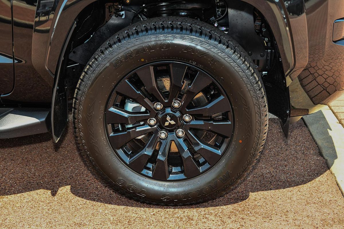 2025 Mitsubishi Triton GSR MV 4X4