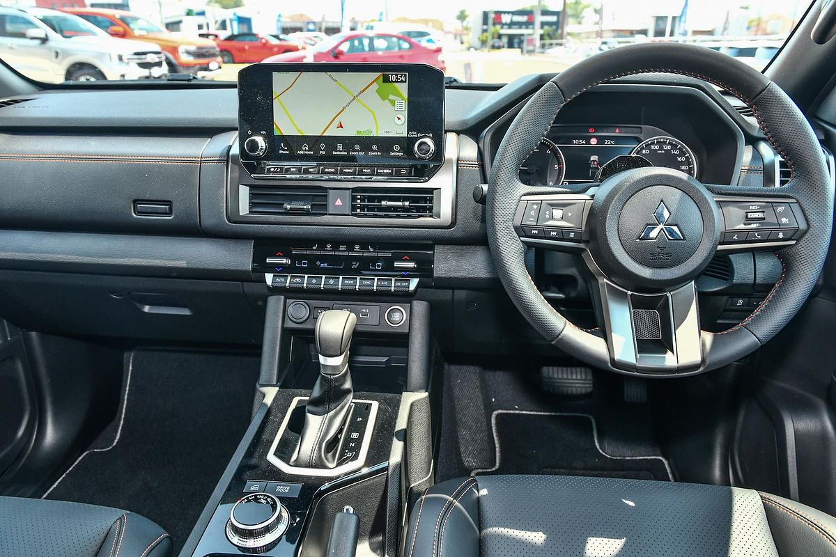 2025 Mitsubishi Triton GSR MV 4X4