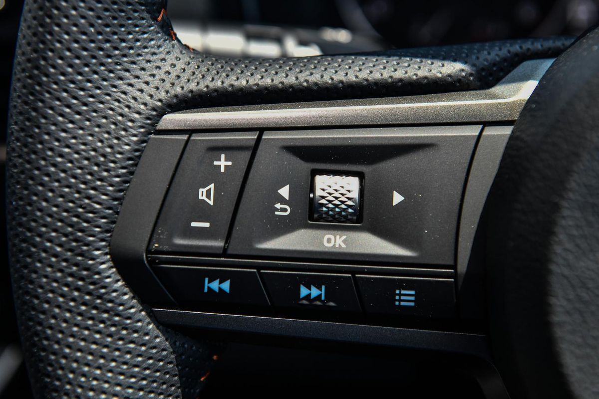 2025 Mitsubishi Triton GSR MV 4X4