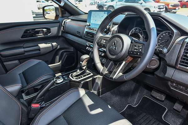2025 Mitsubishi Triton GSR MV 4X4