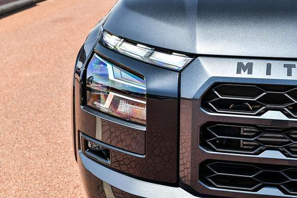 2025 Mitsubishi Triton GSR MV 4X4