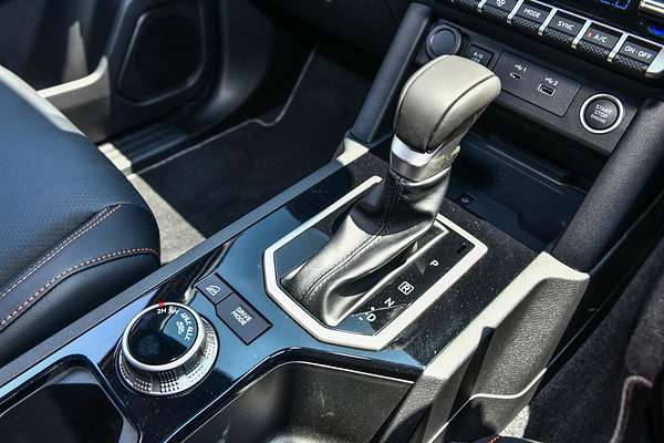 2025 Mitsubishi Triton GSR MV 4X4