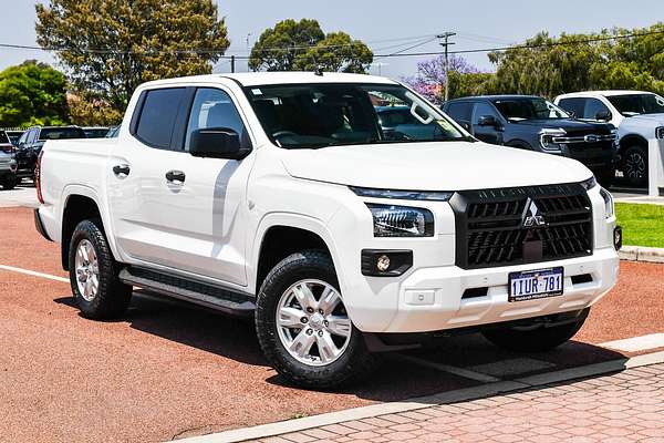 2025 Mitsubishi Triton GLX+ MV 4X4