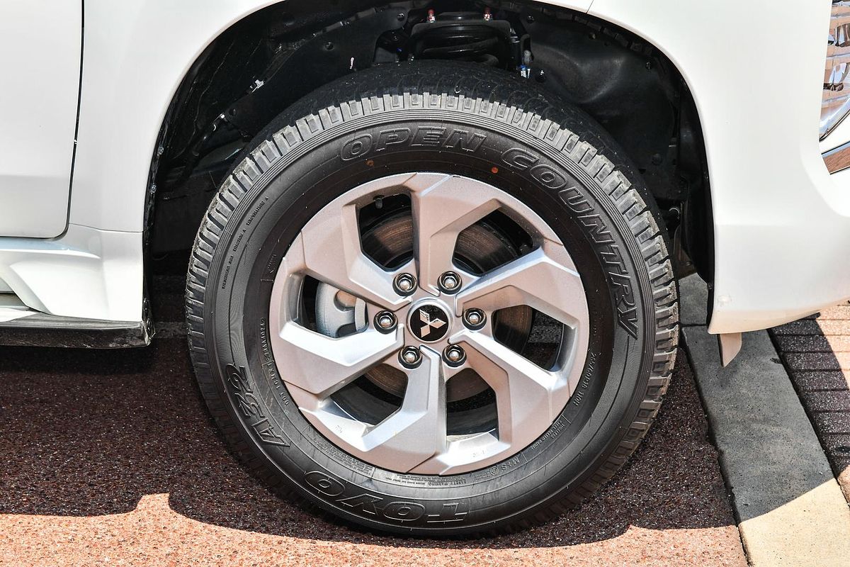 2025 Mitsubishi Pajero Sport GLX QG