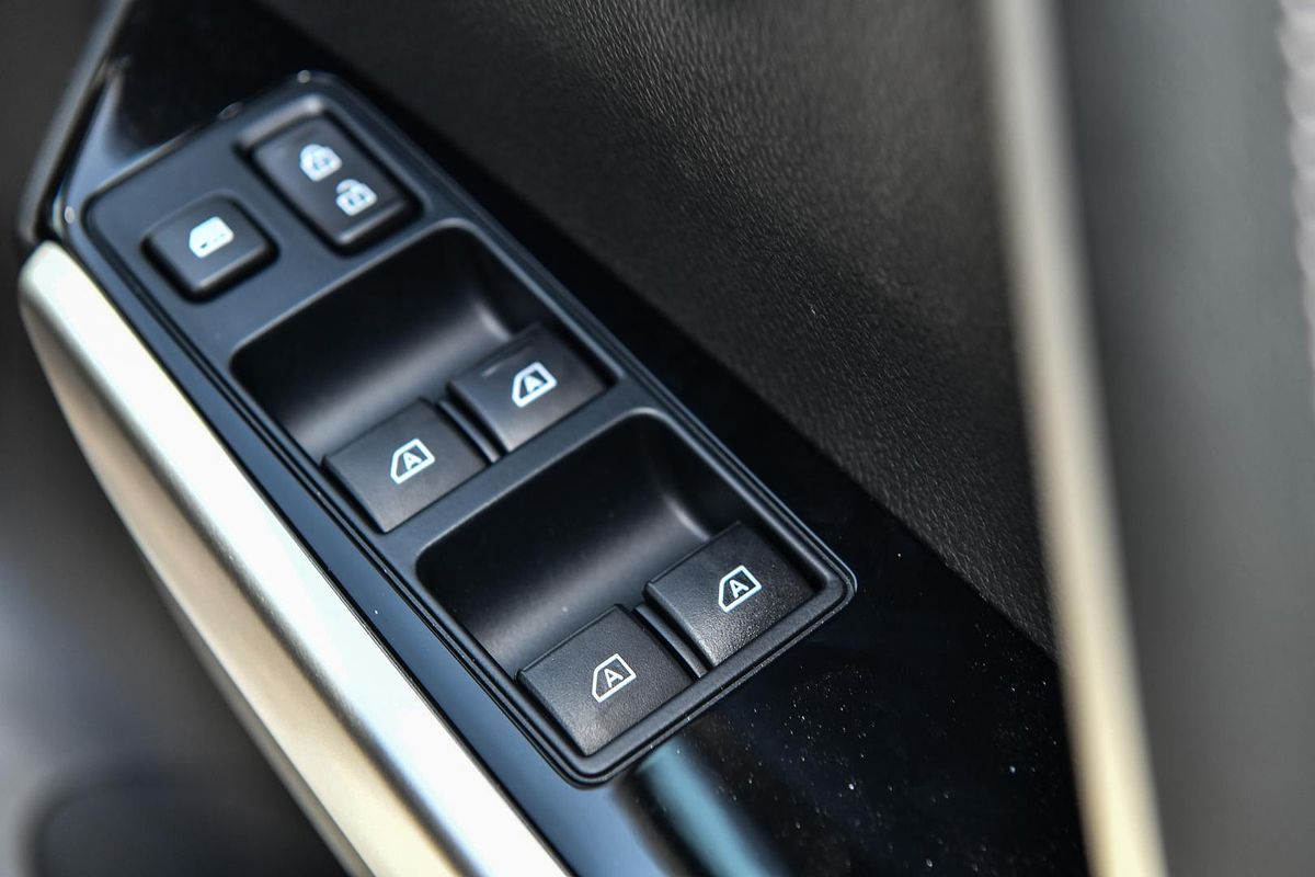 2025 Mitsubishi Pajero Sport GLX QG