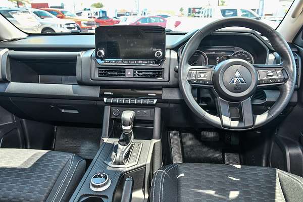 2025 Mitsubishi Triton GLX+ MV 4X4