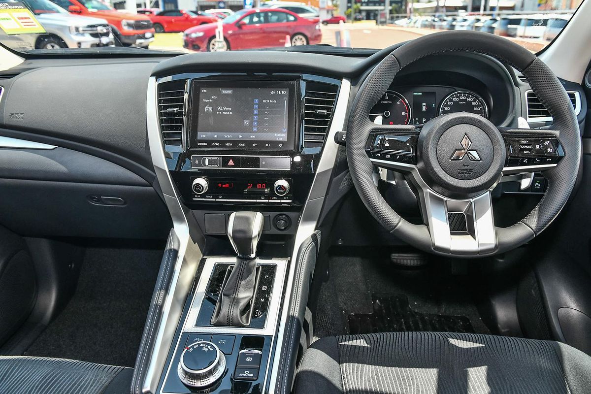 2025 Mitsubishi Pajero Sport GLX QG