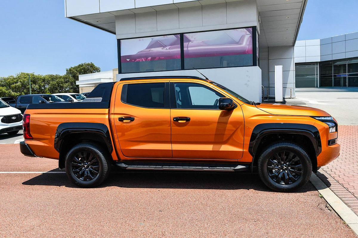 2025 Mitsubishi Triton GSR MV 4X4