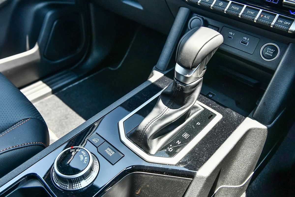 2025 Mitsubishi Triton GSR MV 4X4