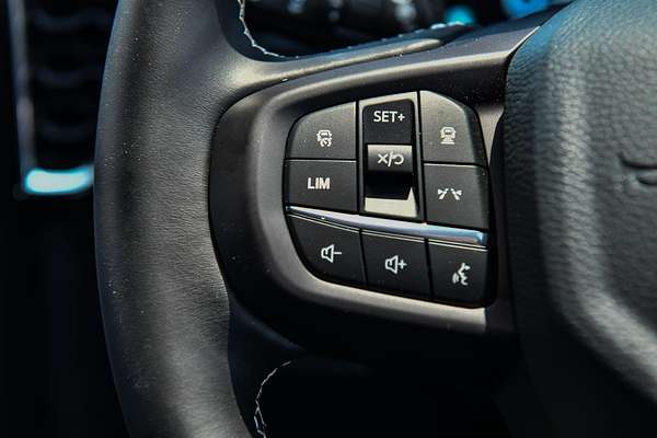 2025 Ford Everest Platinum 3.0L