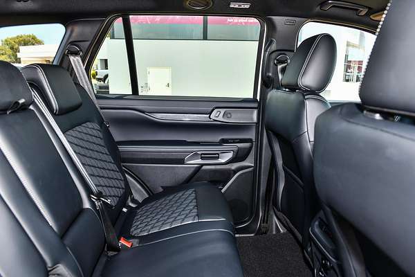 2025 Ford Everest Platinum 3.0L