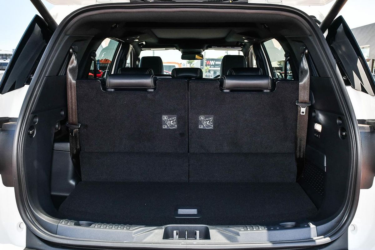 2025 Ford Everest Platinum 3.0L