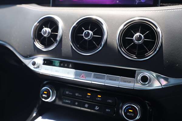 2022 Kia Stinger GT-Line CK