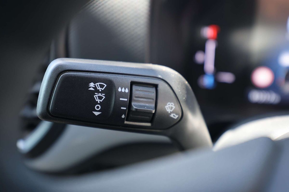 2024 Ford Ranger XL Hi-Rider Rear Wheel Drive 2.0L