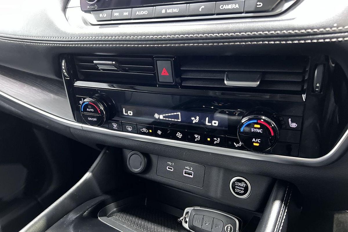 2023 Nissan X-TRAIL ST-L T33