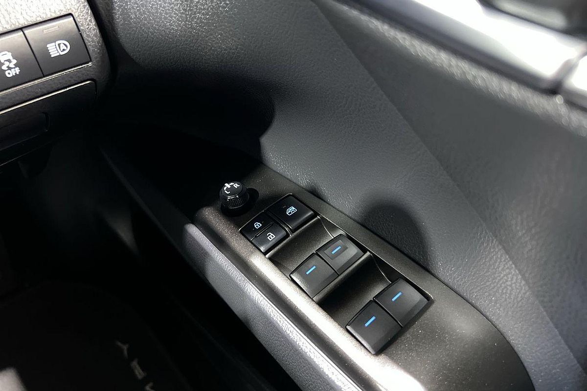 2024 Toyota Camry Ascent AXVH70R