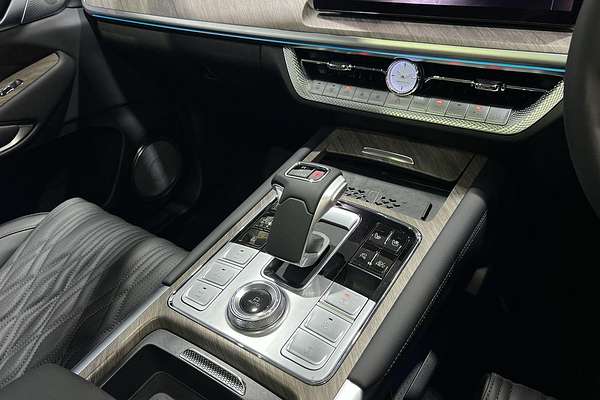 2025 GWM Tank 500 Ultra Hi4-T PHEV P03