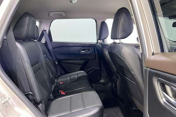 2023 Nissan X-TRAIL ST-L T33