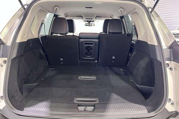 2023 Nissan X-TRAIL ST-L T33