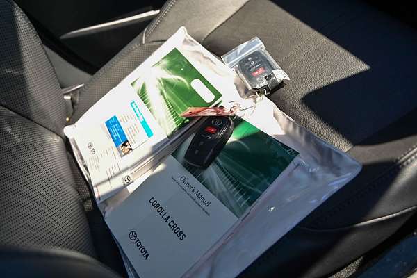 2024 Toyota Corolla Cross Atmos MXGA10R