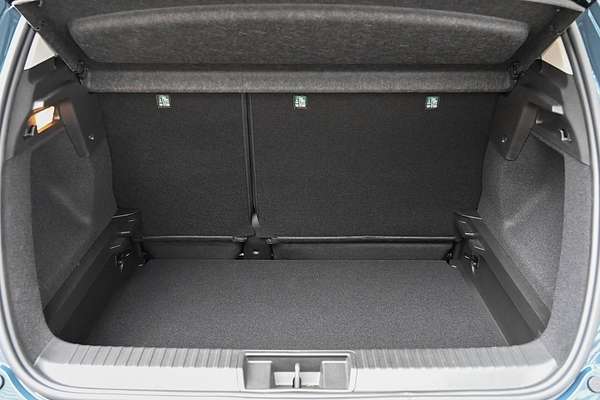 2023 Renault Captur Intens XJB