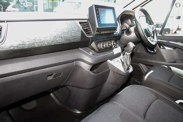 2024 Renault Trafic Premium X82 LWB Low Roof