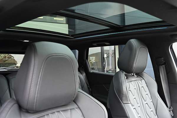 2023 Peugeot 5008 GT Sport P87