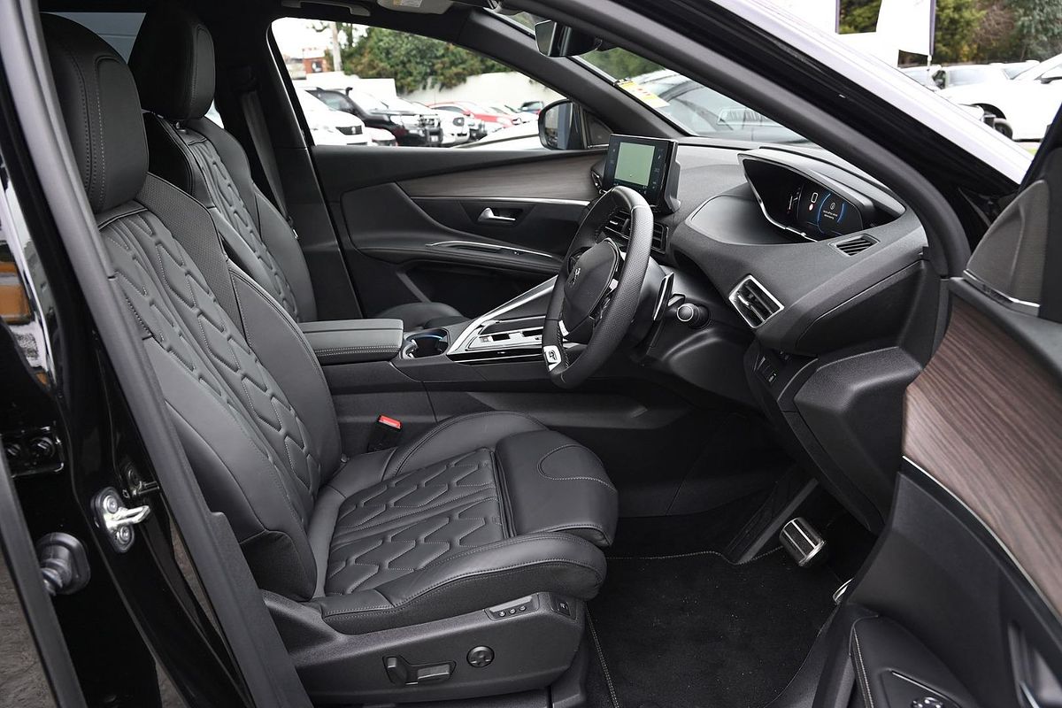 2023 Peugeot 5008 GT Sport P87