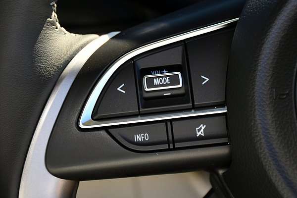 2024 Suzuki Swift Hybrid Plus UZ