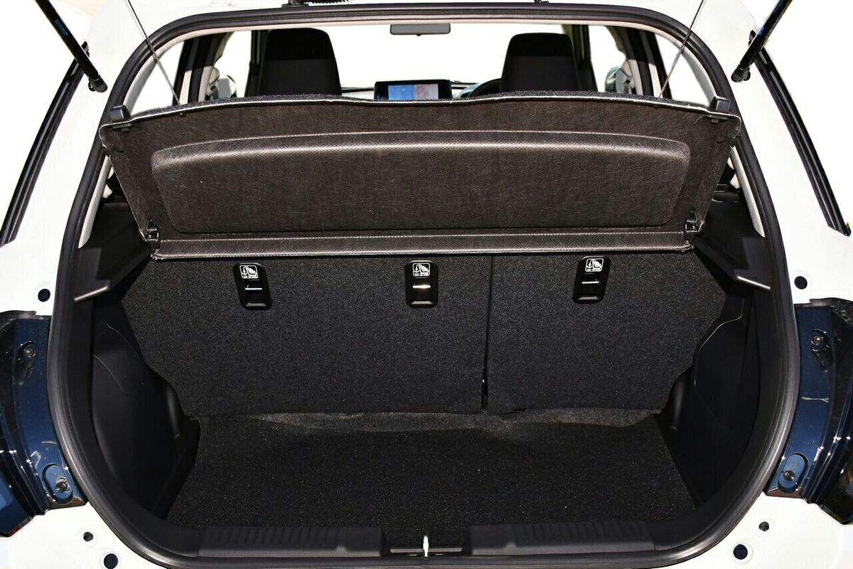 2024 Suzuki Swift Hybrid Plus UZ