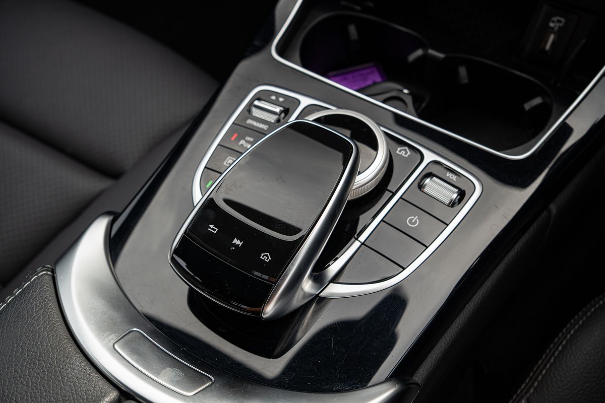 2020 Mercedes-Benz C-Class C200 W205