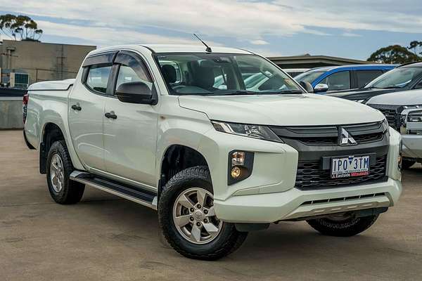 2019 Mitsubishi Triton GLX+ MR 4X4