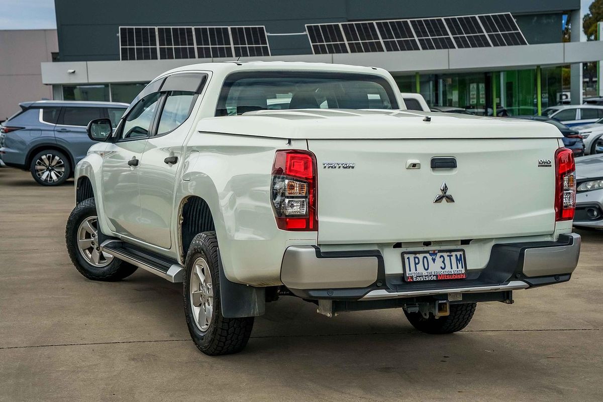 2019 Mitsubishi Triton GLX+ MR 4X4