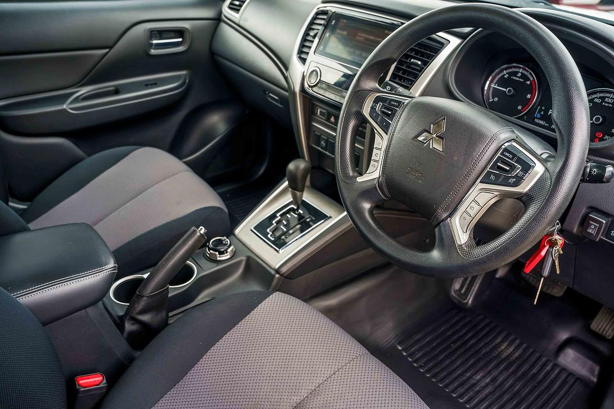 2019 Mitsubishi Triton GLX+ MR 4X4