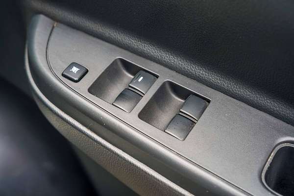 2019 Mitsubishi Triton GLX+ MR 4X4