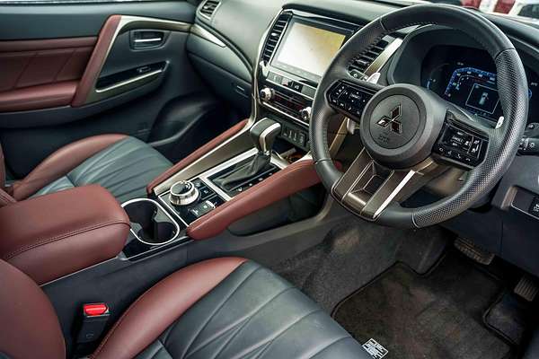 2024 Mitsubishi Pajero Sport GSR QG