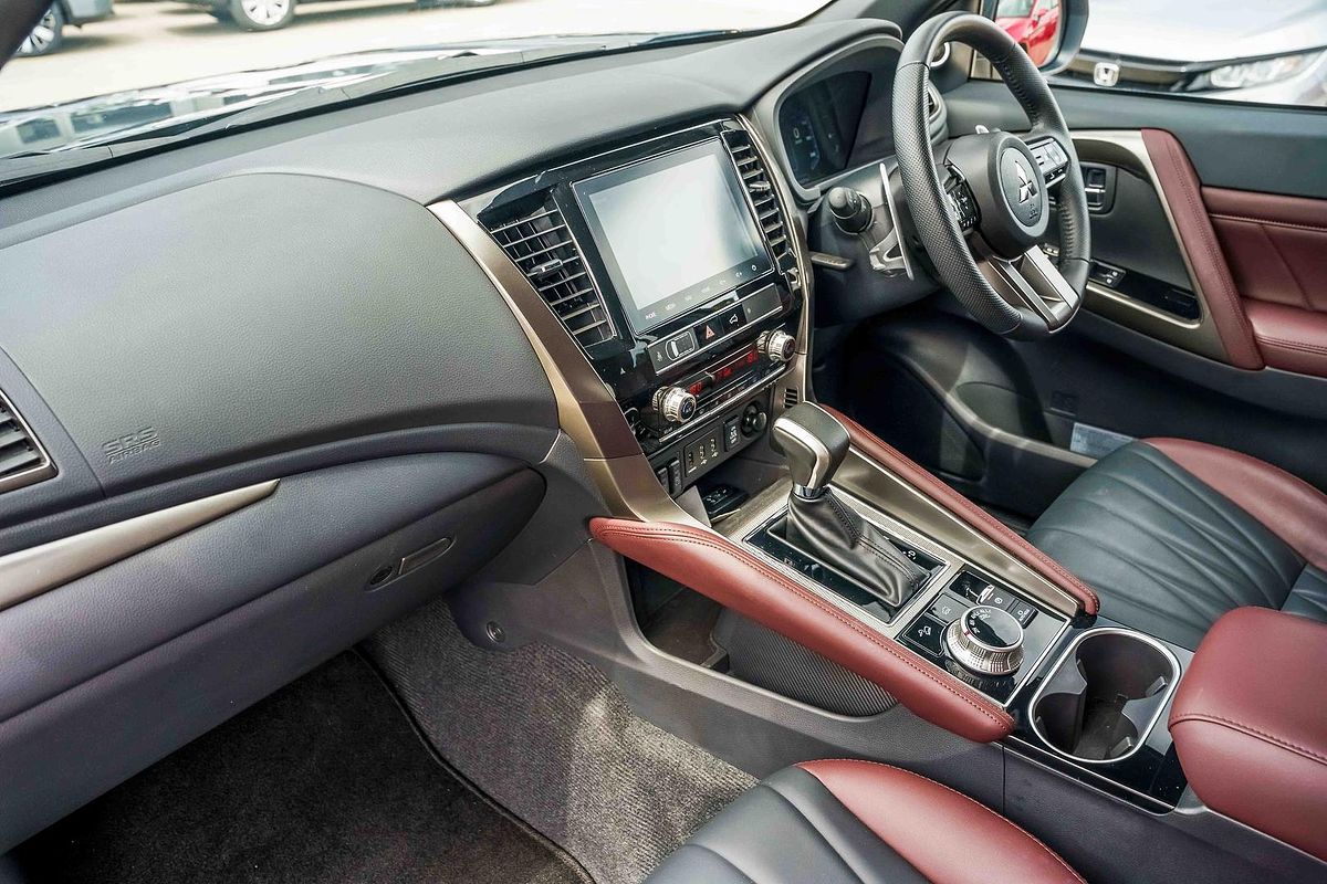 2024 Mitsubishi Pajero Sport GSR QG