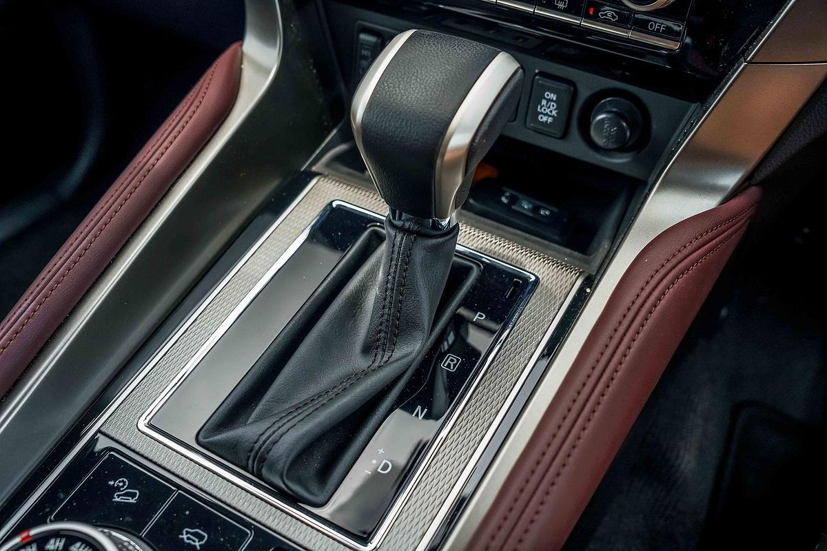 2024 Mitsubishi Pajero Sport GSR QG