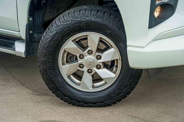 2019 Mitsubishi Triton GLX+ MR 4X4