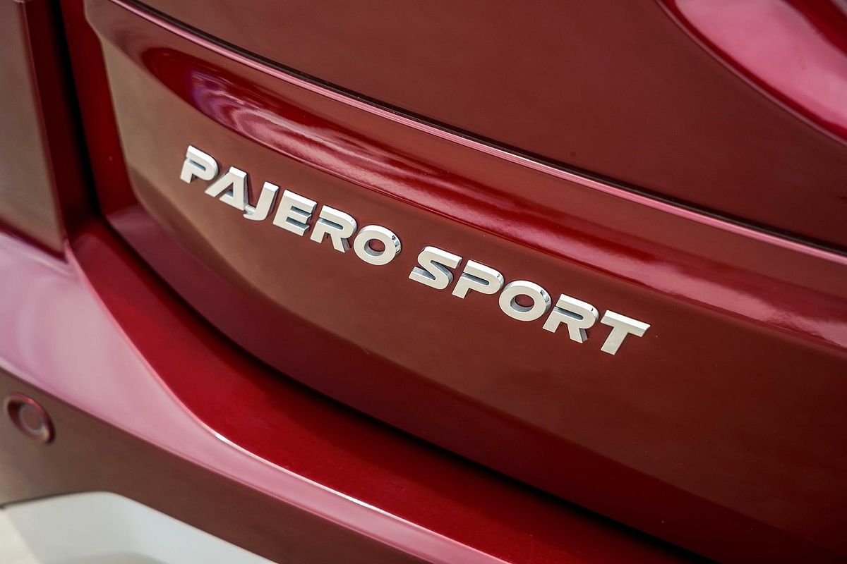 2024 Mitsubishi Pajero Sport Exceed QF