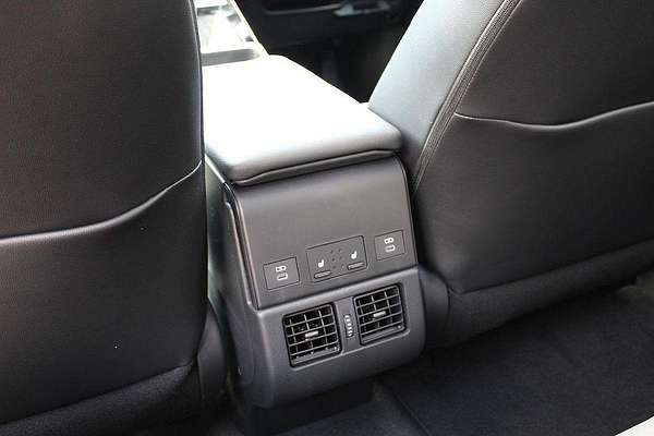 2024 Subaru Solterra AWD Touring E1-1