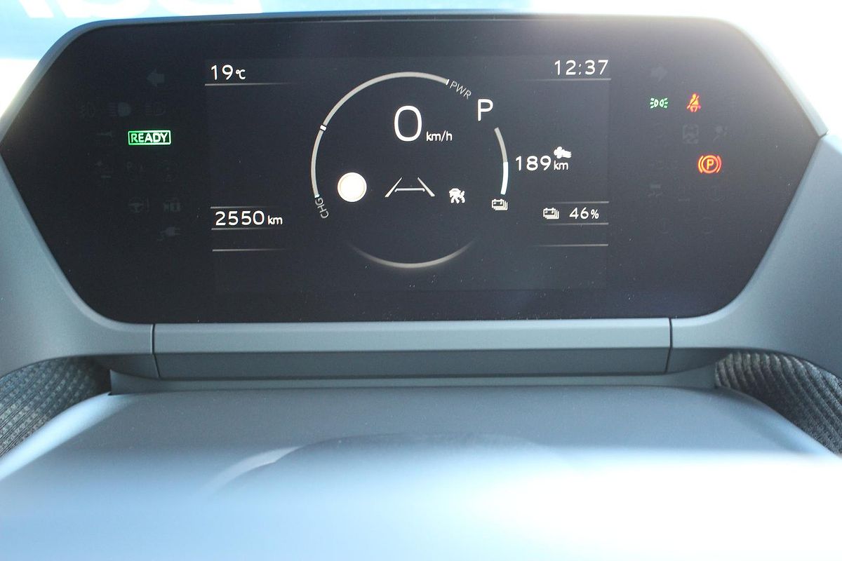 2024 Subaru Solterra AWD Touring E1-1