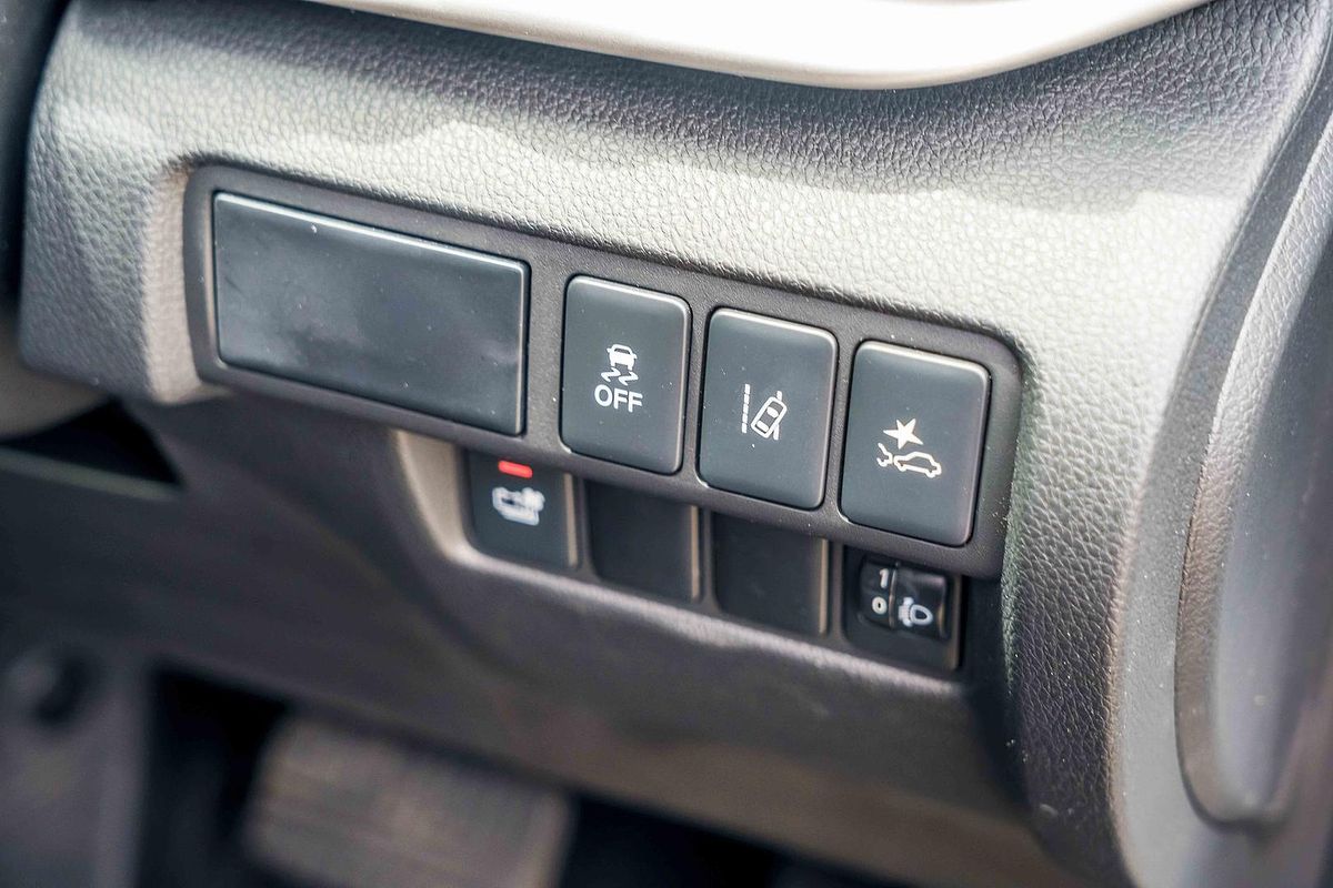 2025 Mitsubishi Eclipse Cross PHEV Aspire YB