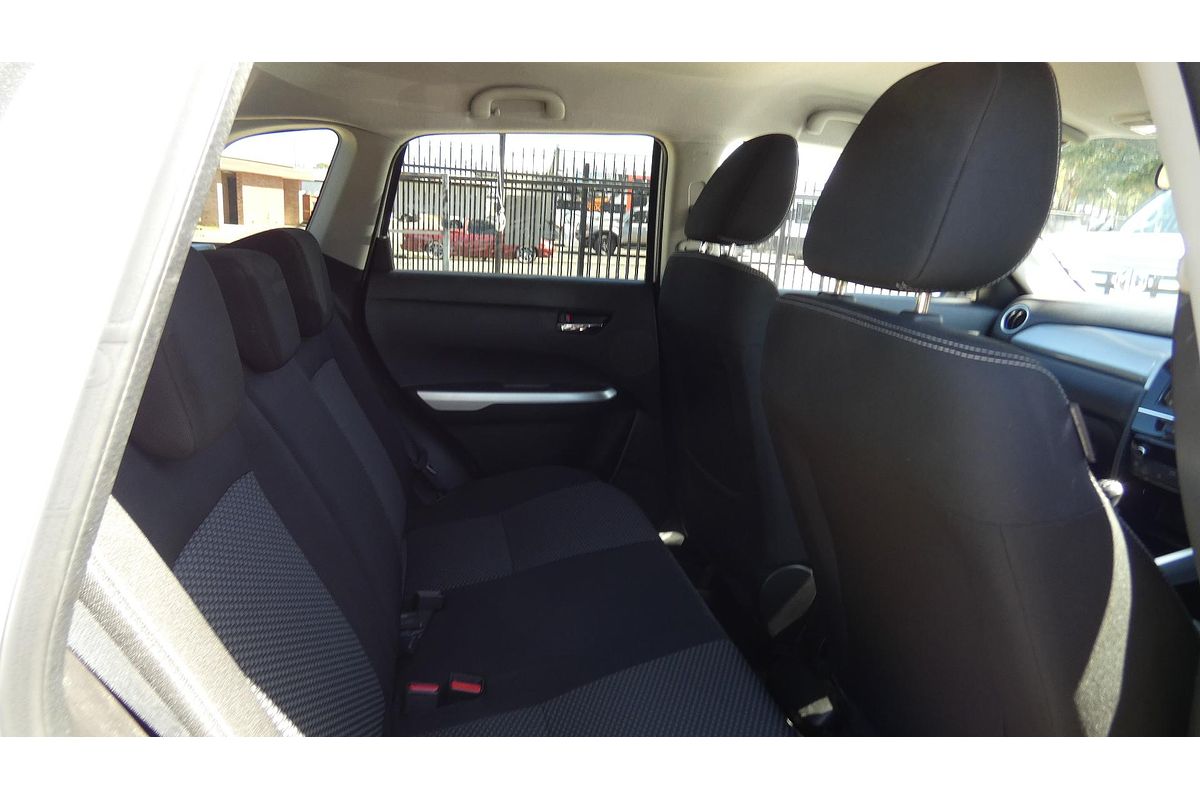 2017 Suzuki Vitara RT-S LY